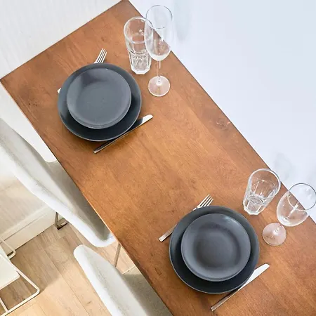 Equipped - Near Train Stations Apartment Lille