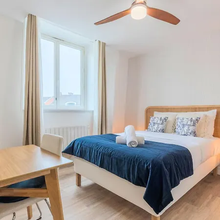 Equipped - Near Train Stations 公寓