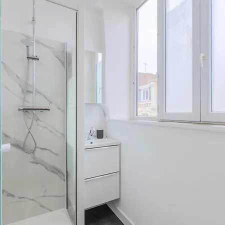 Apartamento Equipped - Near Train Stations