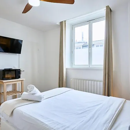 Apartment Equipped - Near Train Stations