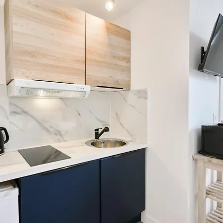 Equipped - Near Train Stations * Lille