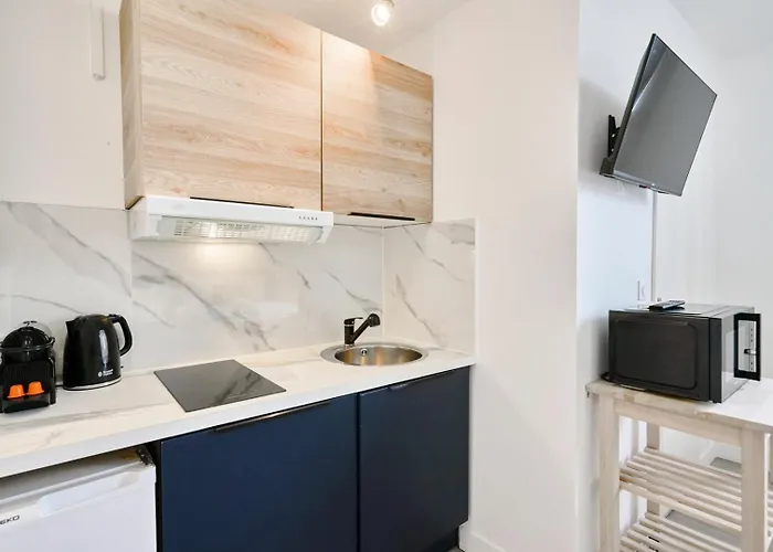 Equipped - Near Train Stations * Lille